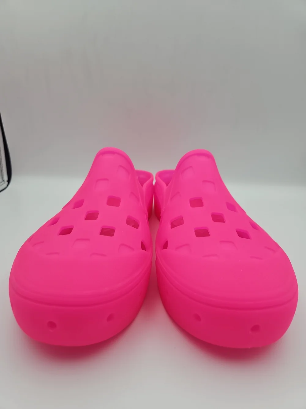 Vans Men’s Slip-On Clog in Bright Pink